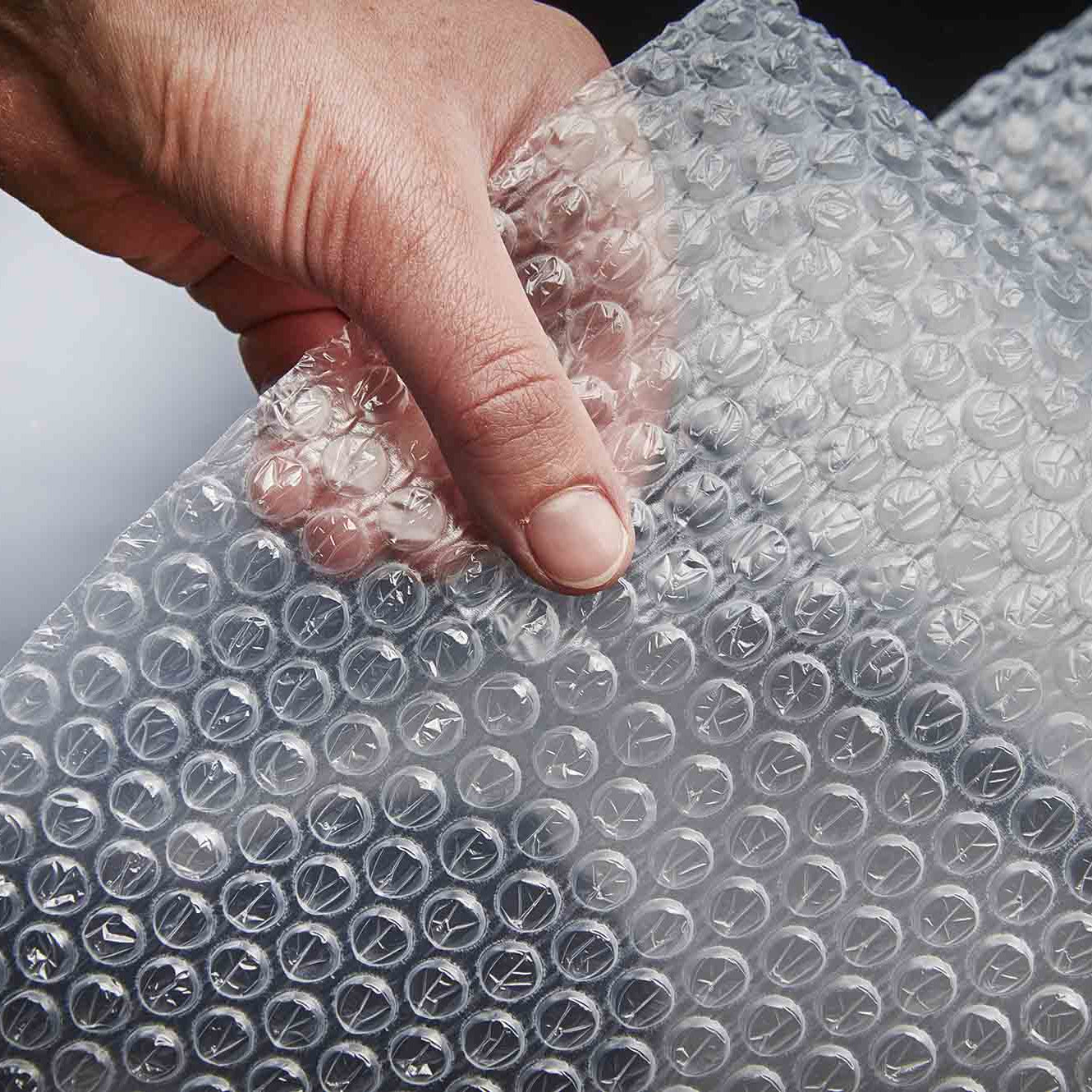 Bubble Wrap Big Rolls Peterborough Bubble Foil Protect items from Breakage in Transit. Bubble Wrap or Paper Bubble provides great protection. Cheap Bubble wrap in Peterborough, Same day bubble wrap delivery or click and collect, bubble wrap near me